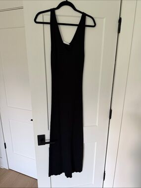 Shop talulah Black ribbed V-Neck Maxi Dress in black M